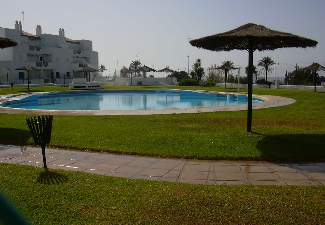 Apartamento en Chiclana de la Frontera - R316 Pinar de Don Jesús - Aries