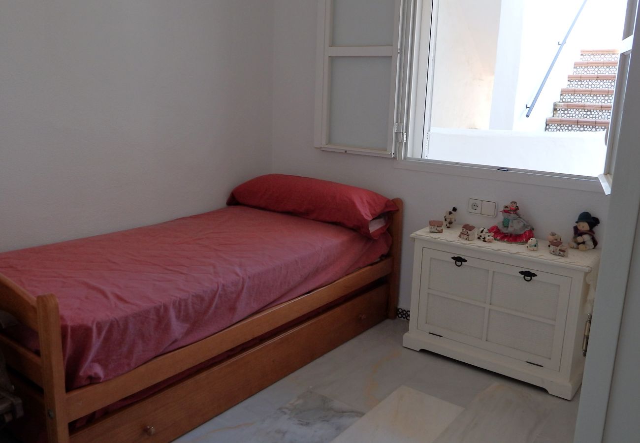 Apartamento en Chiclana de la Frontera - Poblado Sancti Petri - R308 Residencial Pueblo Marinero 