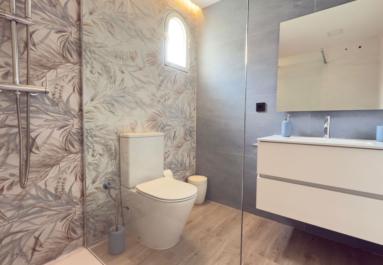 Apartamento en Chiclana de la Frontera - Punto Mágico, apartamento con jardín