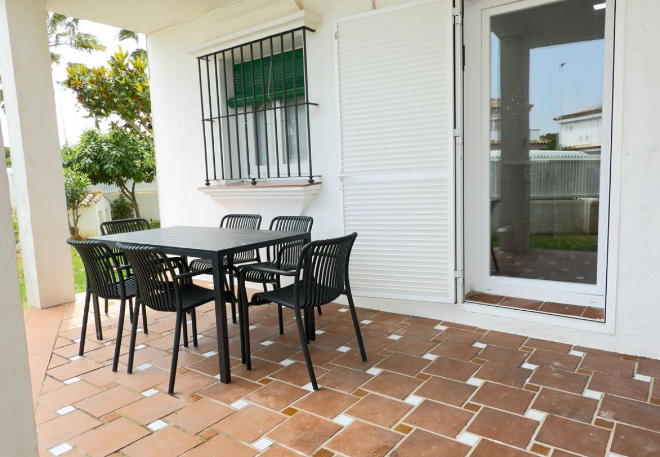 Apartamento en Chiclana de la Frontera - Punto Mágico, apartamento con jardín