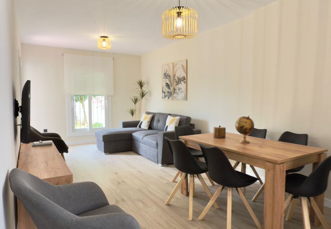 Apartamento en Chiclana de la Frontera - Punto Mágico, apartamento con jardín