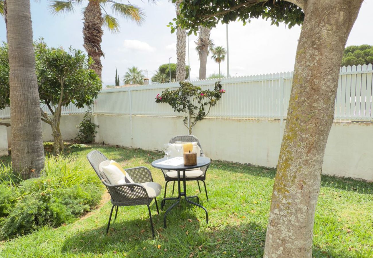 Apartamento en Chiclana de la Frontera - Punto Mágico, apartamento con jardín