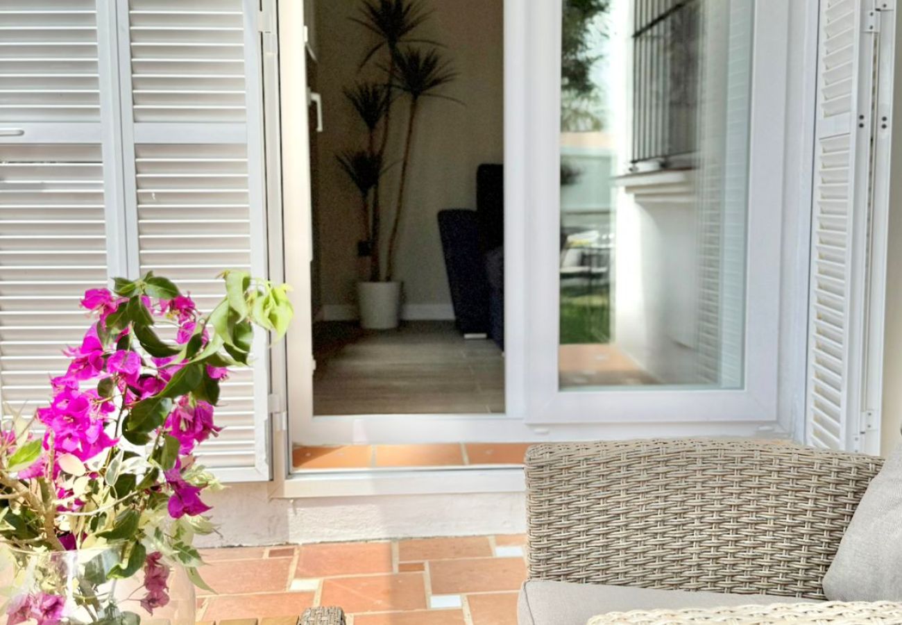 Apartamento en Chiclana de la Frontera - Punto Mágico, apartamento con jardín