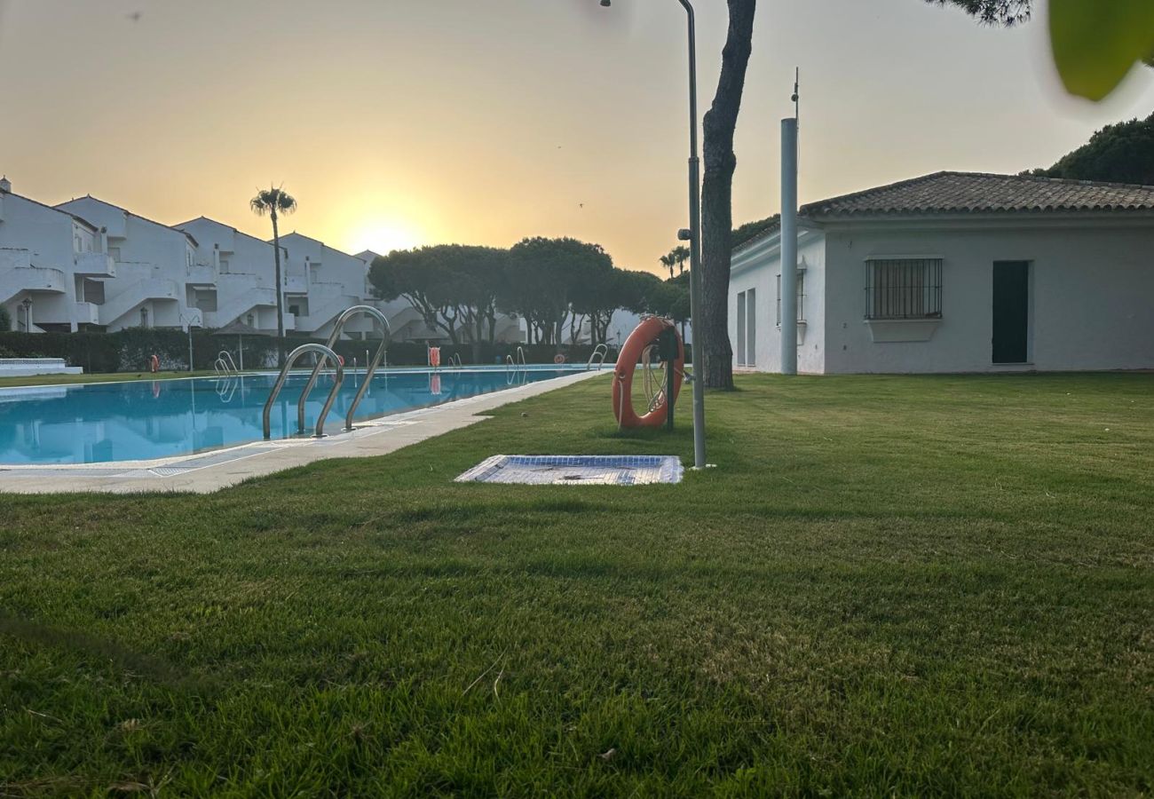 Apartamento en Chiclana de la Frontera - Punto Mágico, apartamento con jardín