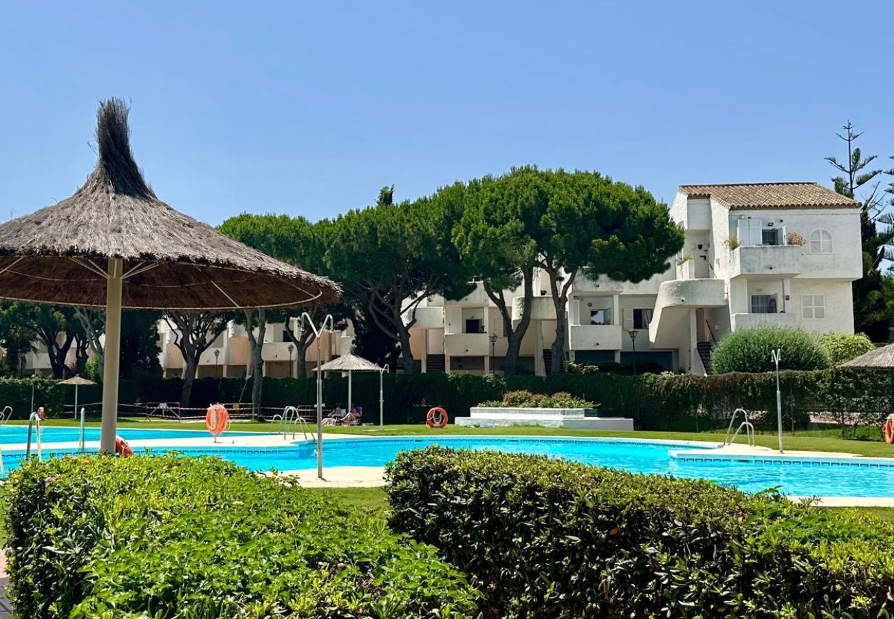 Apartamento en Chiclana de la Frontera - Punto Mágico, apartamento con jardín