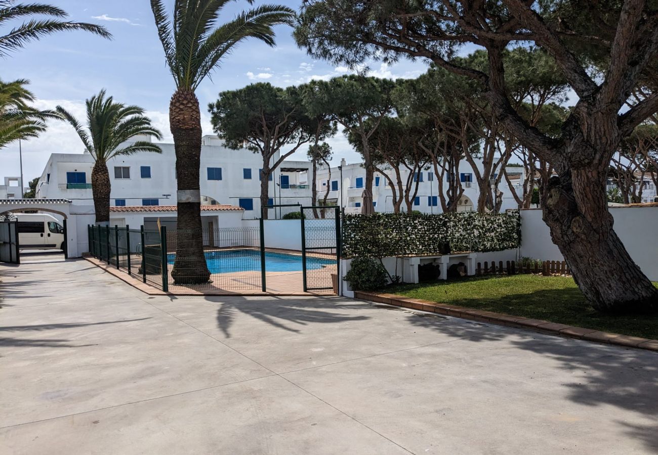Chalet en Chiclana de la Frontera - Chalet muy céntrico con piscina - R033  Los Pescadores