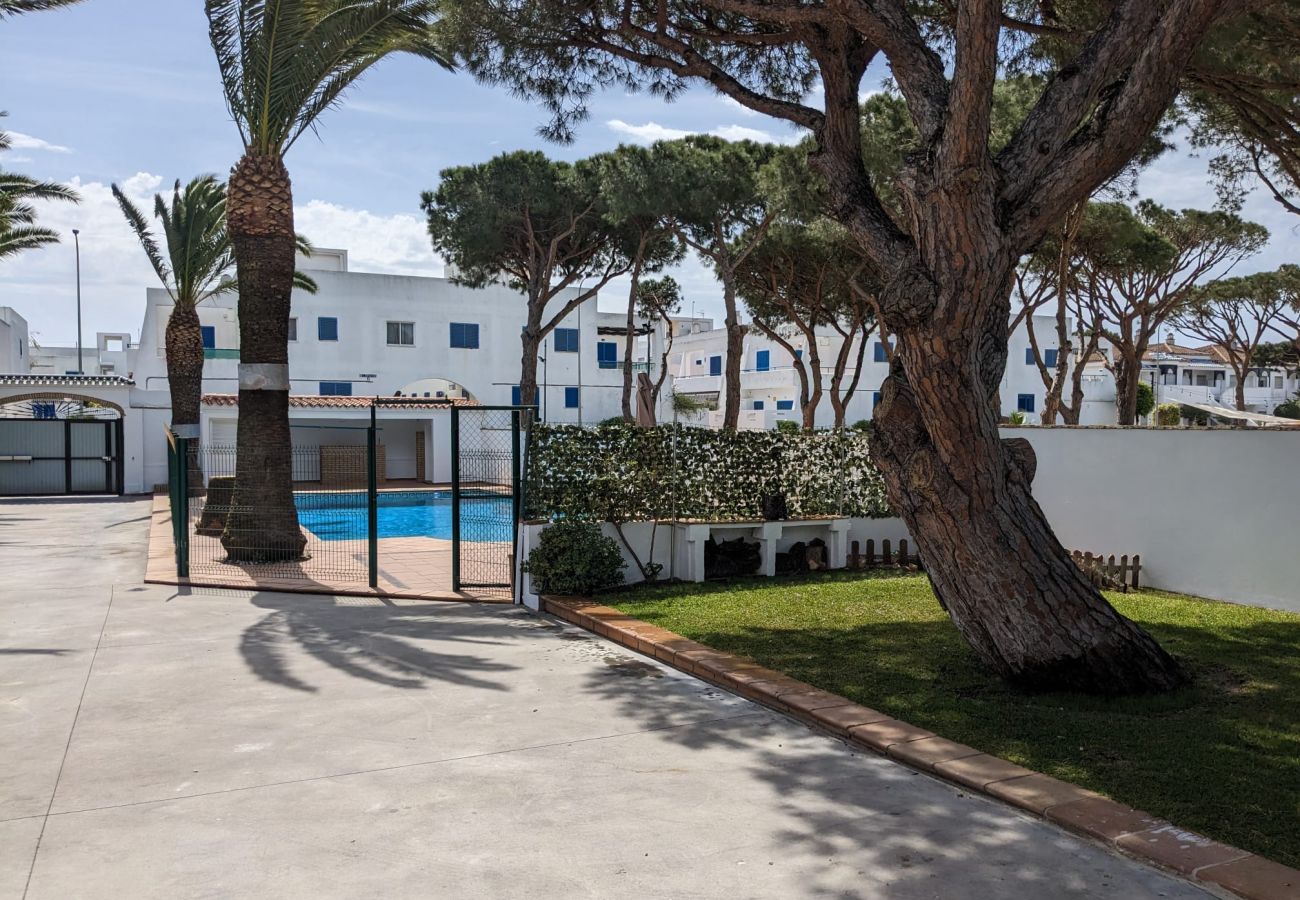 Chalet en Chiclana de la Frontera - Chalet muy céntrico con piscina - R033  Los Pescadores