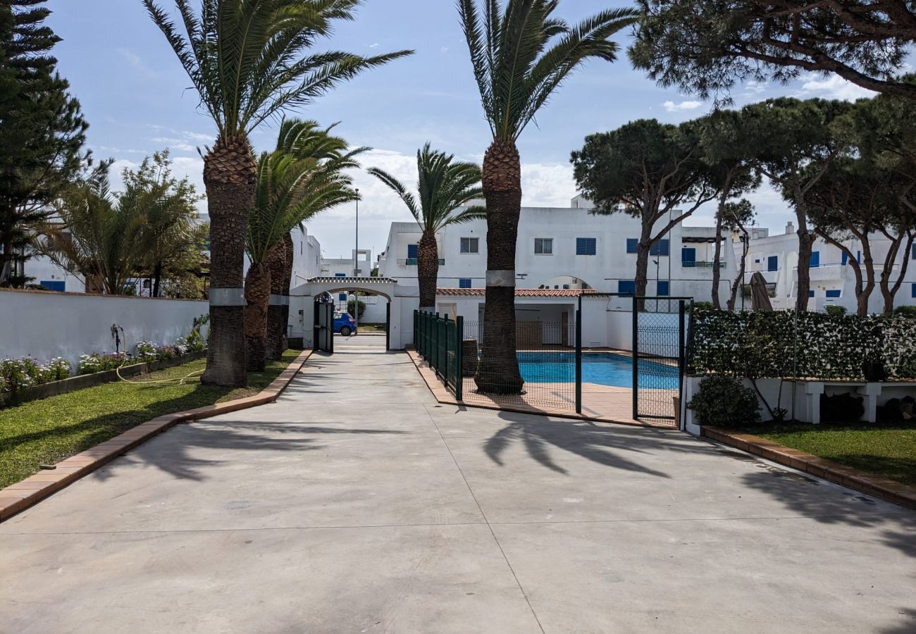 Chalet en Chiclana de la Frontera - Chalet muy céntrico con piscina - R033  Los Pescadores