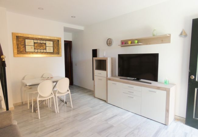 Casa adosada en Chiclana de la Frontera - Apartamento en Residencial - R023 La Serena