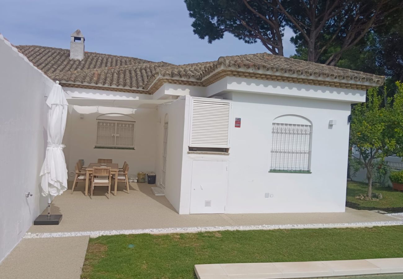 Casa rural en Chiclana de la Frontera - R103 Chalet Alcalde de Zalamea