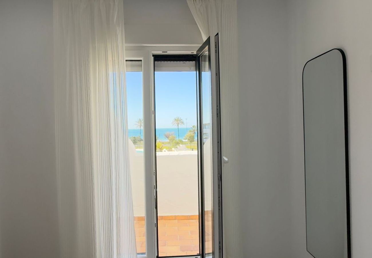 Apartamento en Chiclana de la Frontera - MAREA , FRENTE AL MAR