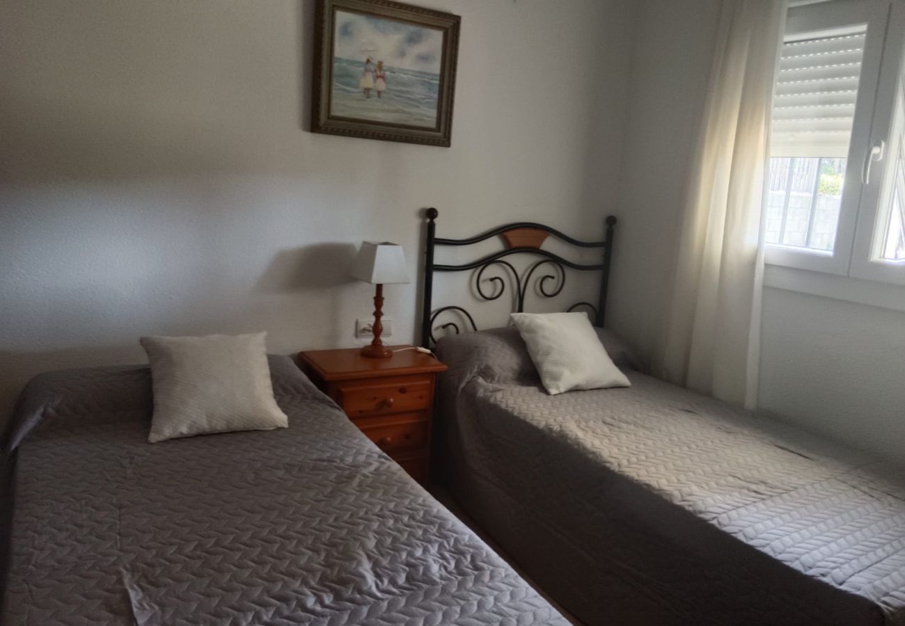 Chalet en Chiclana de la Frontera - 012 Morena