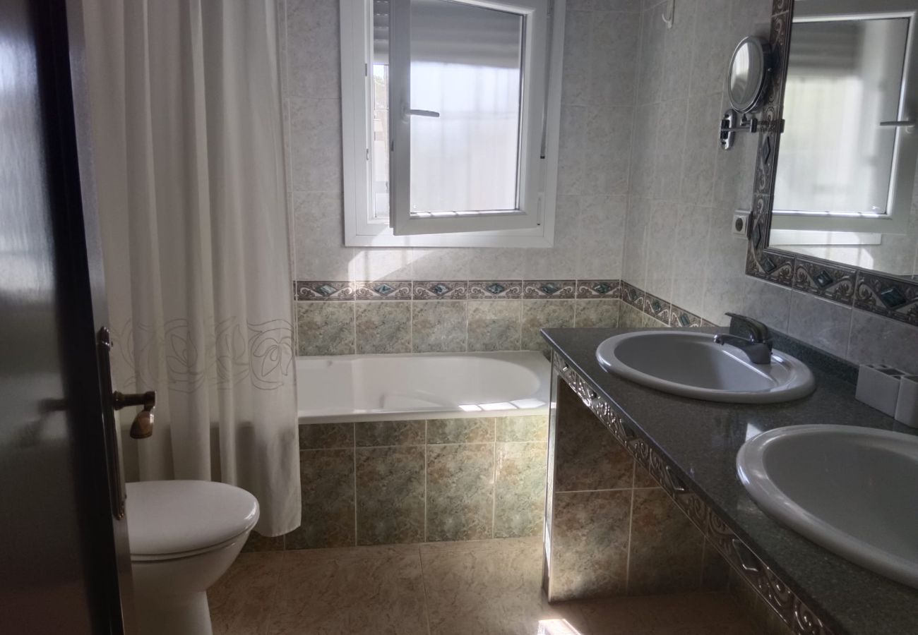 Chalet en Chiclana de la Frontera - 012 Morena