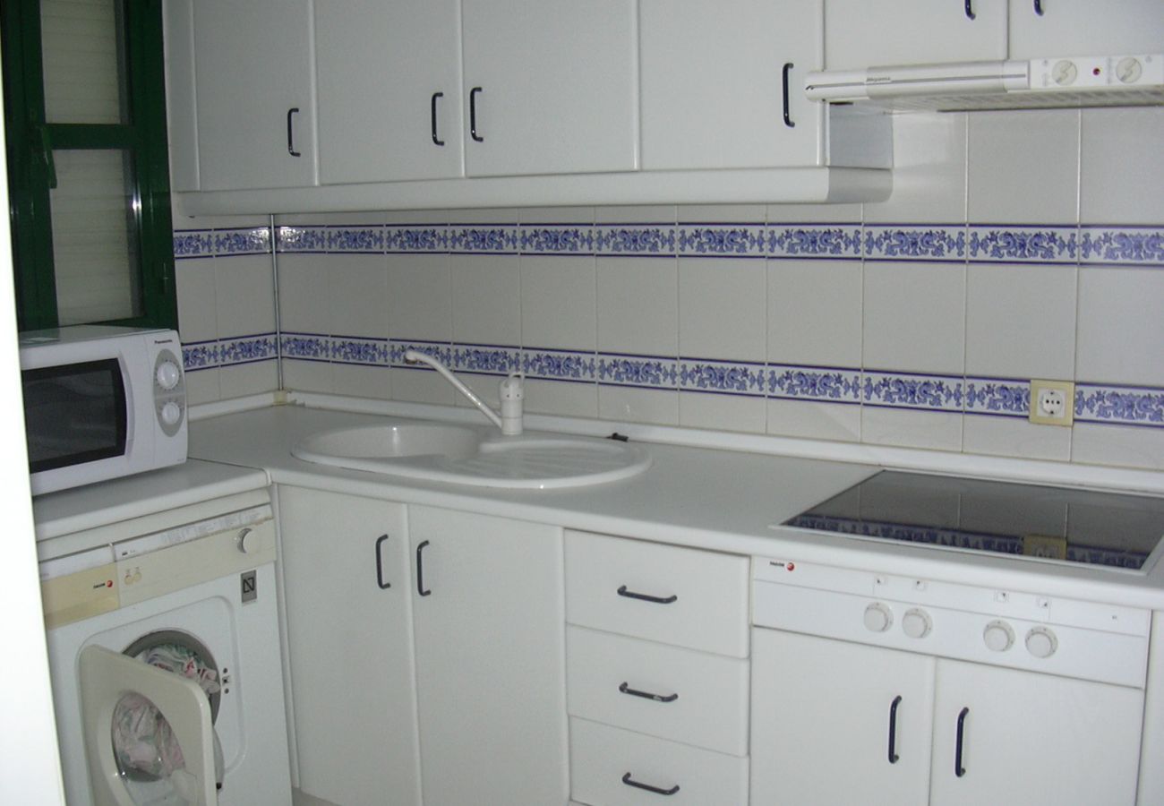 Ferienwohnung in Chiclana de la Frontera - Primera línea de playa - R062 Residencial Pinomar 