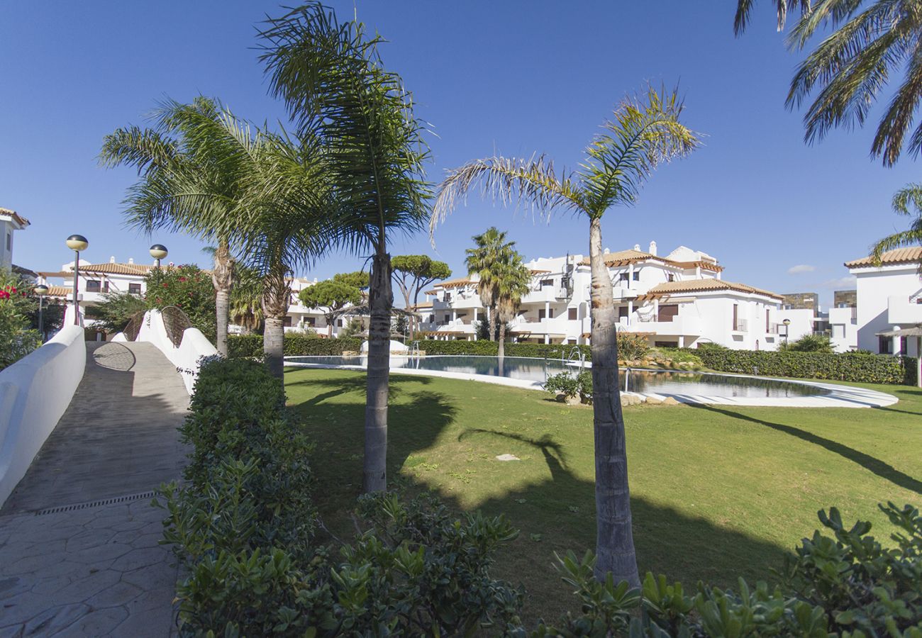 Ferienwohnung in Chiclana de la Frontera - Urbanización ideal familias - R050 Coto de Sancti Petri