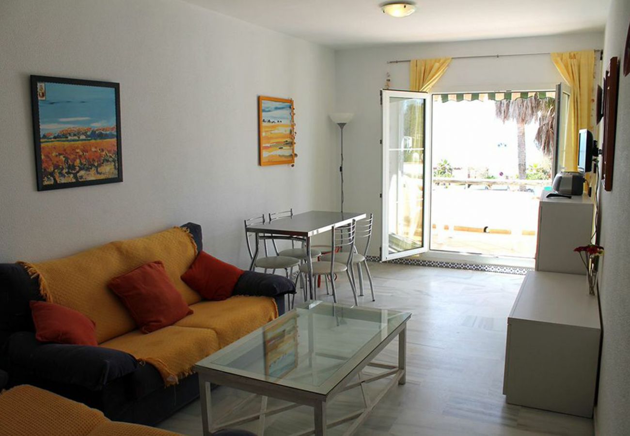 Ferienwohnung in Chiclana de la Frontera - Primera Línea de Playa - R112 Residencial Laja Bermeja 