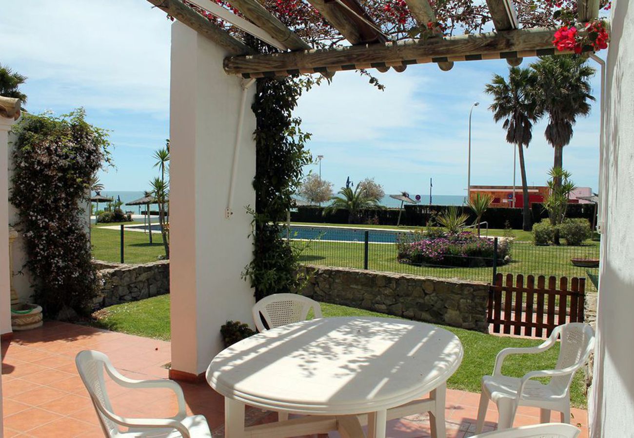 Ferienwohnung in Chiclana de la Frontera - R086 Residencial Laja Bermeja Bajo
