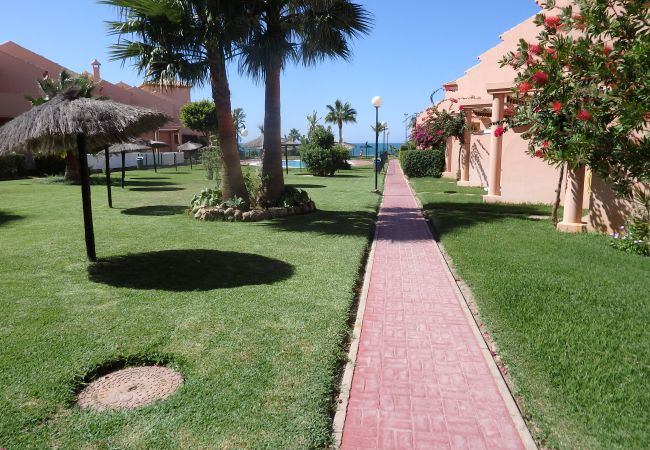 Ferienwohnung in Chiclana de la Frontera - R36 Residencial El Amanecer