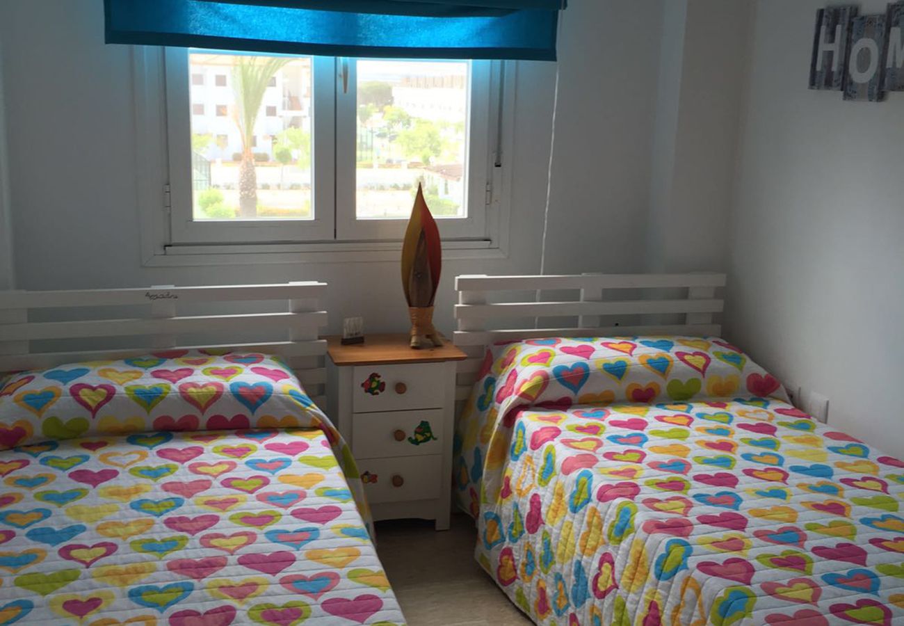 Ferienwohnung in Chiclana de la Frontera - Apartamento con solarium - R381 Residencial Taymar 2ª