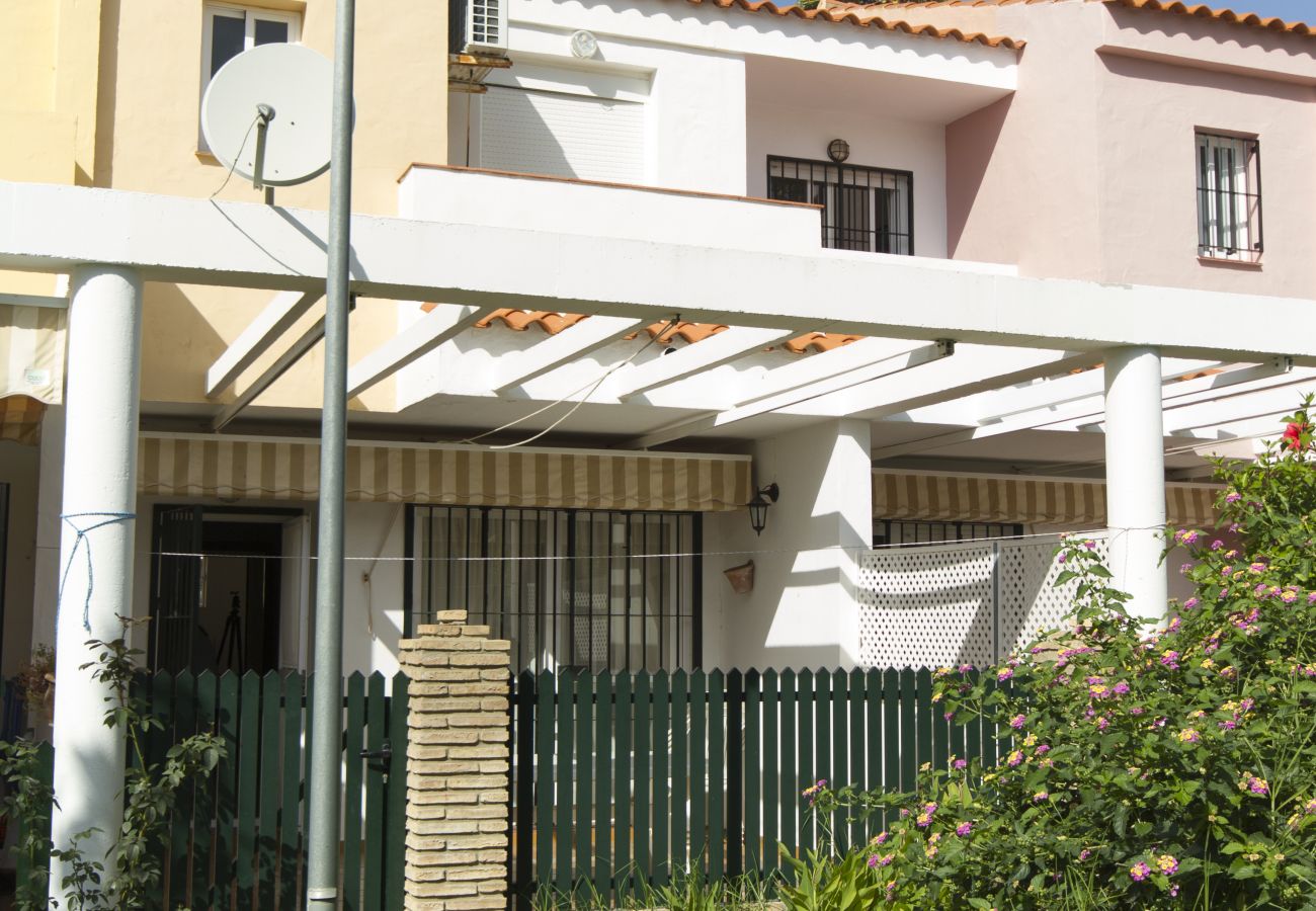 Ferienhaus in Chiclana de la Frontera - R047 Residencial La Balconera Unifamiliar