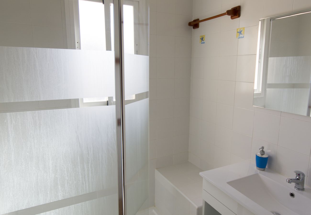 Ferienhaus in Chiclana de la Frontera - R047 Residencial La Balconera Unifamiliar