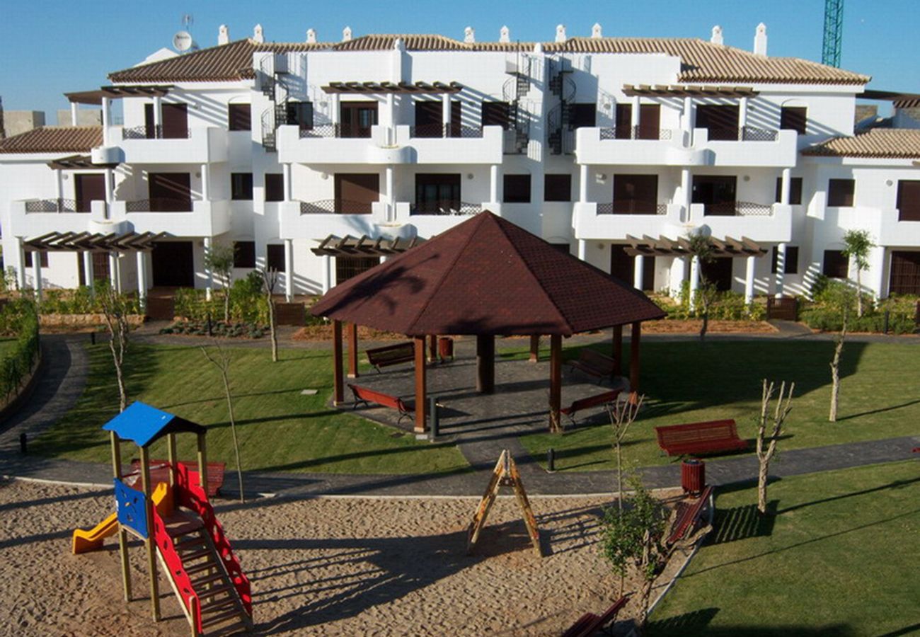 Ferienwohnung in Chiclana de la Frontera - Apartamento bajo con jardín - R153 Residencial CSP