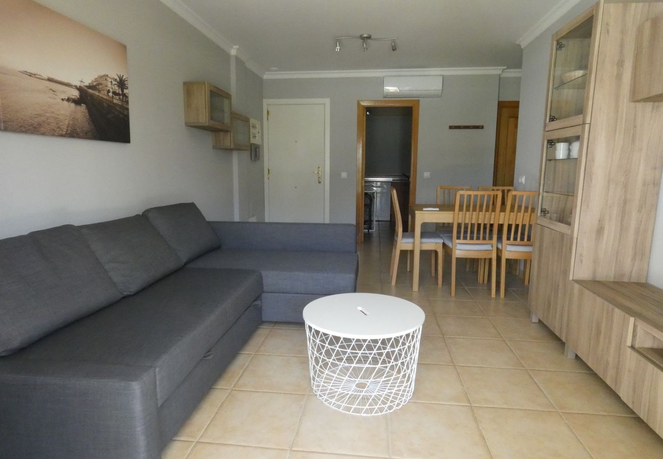 Ferienwohnung in Chiclana de la Frontera - Apartamento bajo con jardín - R153 Residencial CSP