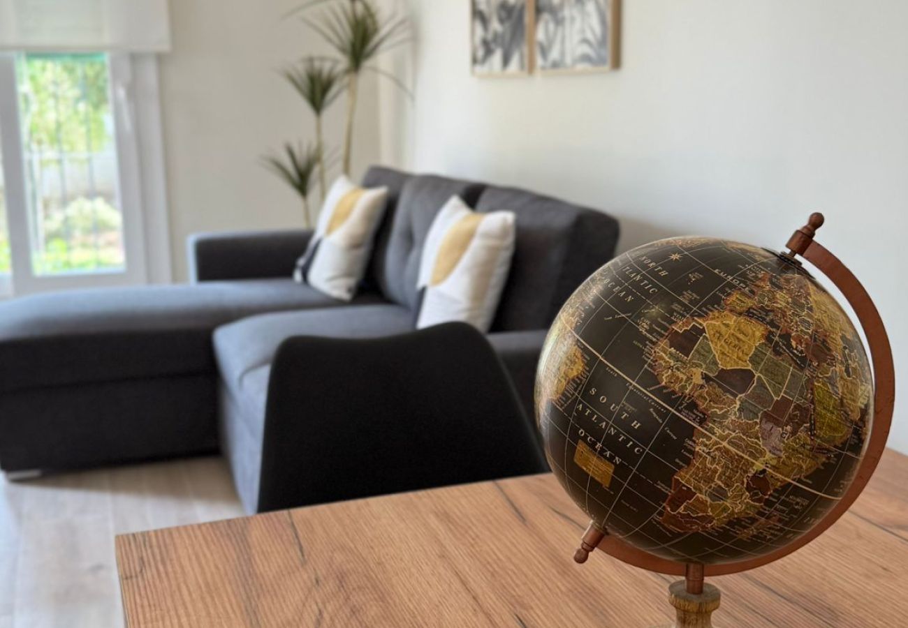 Ferienwohnung in Chiclana de la Frontera - Punto Mágico, apartamento con jardín