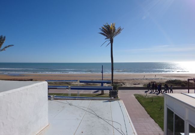 Ferienwohnung in Chiclana de la Frontera - Apartamento frente al mar - R266 Barrosamar 