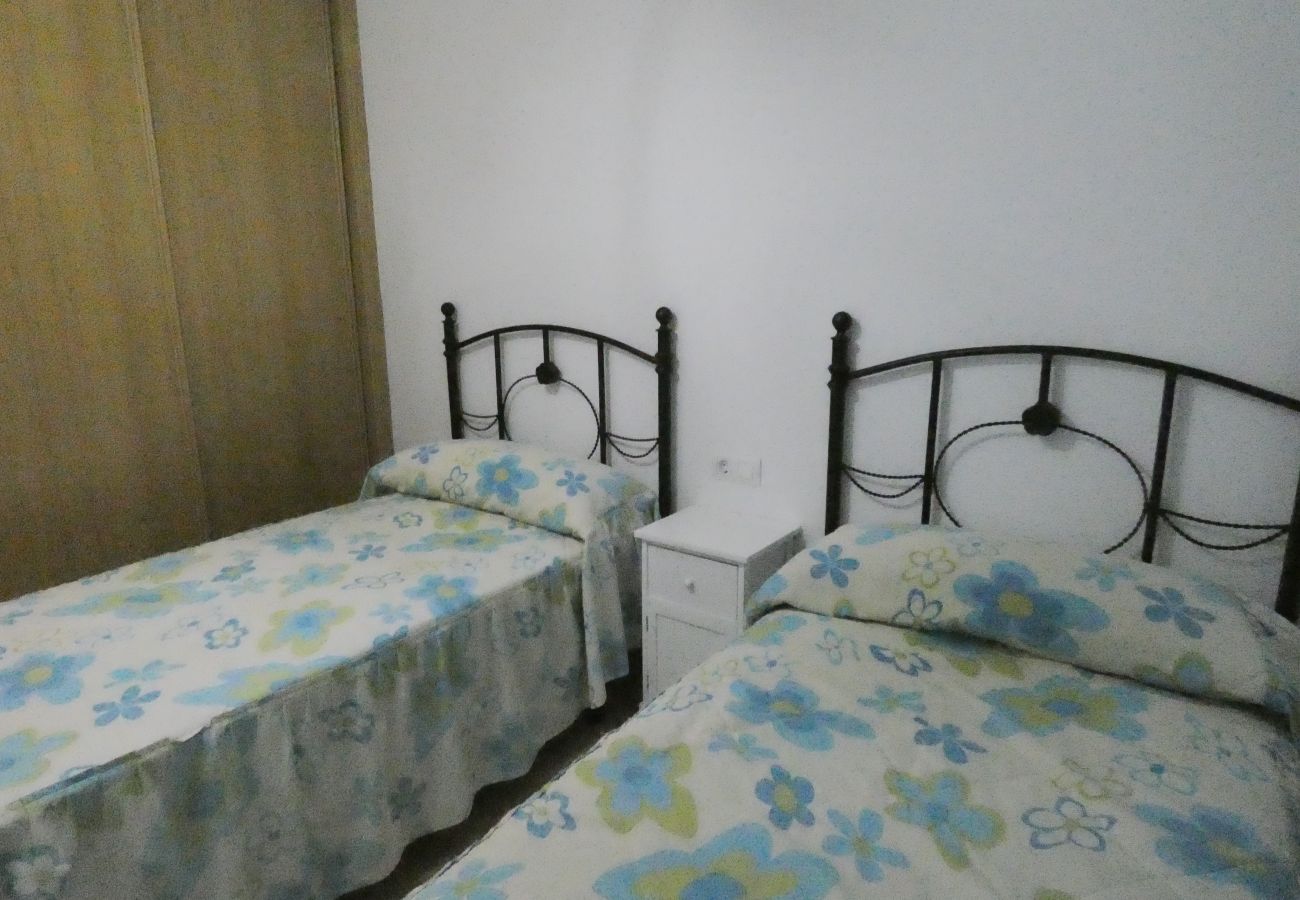 Ferienwohnung in Chiclana de la Frontera - Bajo con jardín - R040 Coto Sancti Petri 