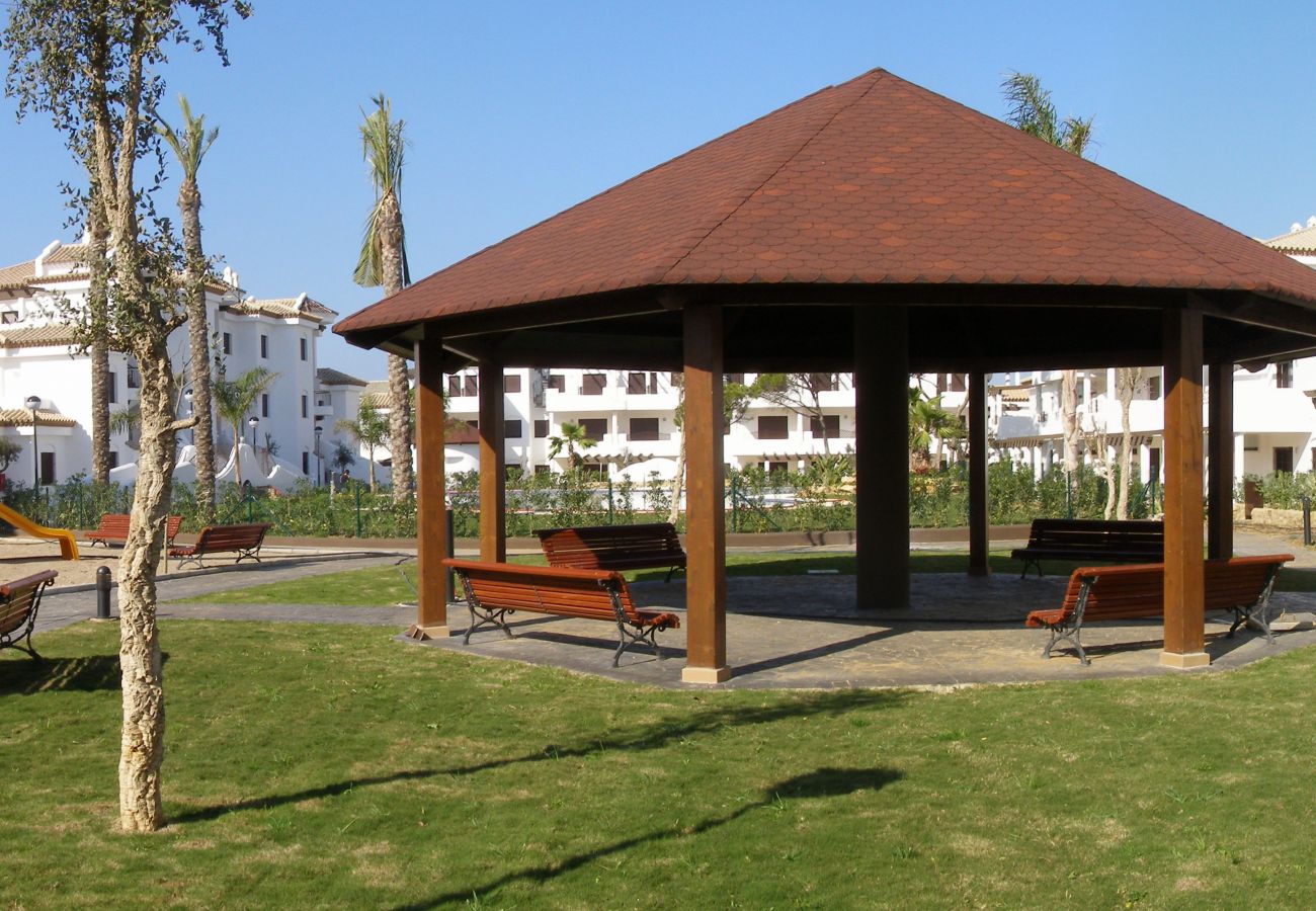 Ferienwohnung in Chiclana de la Frontera - Bajo con jardín - R040 Coto Sancti Petri 