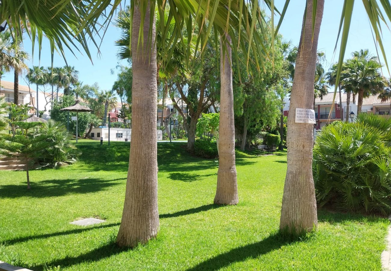 Ferienwohnung in Chiclana de la Frontera - R088 Aldea del Coto 