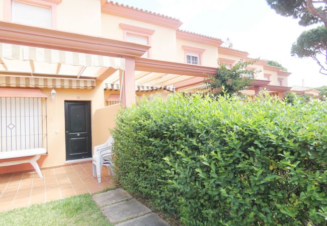 Doppelhaushälfte in Chiclana de la Frontera - Apartamento en Residencial - R023 La Serena