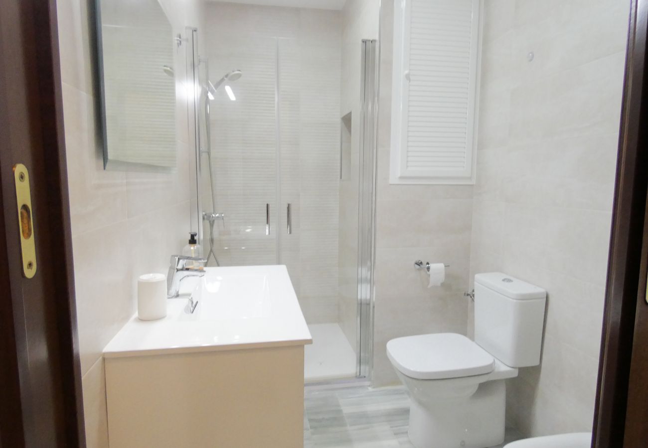 Doppelhaushälfte in Chiclana de la Frontera - Apartamento en Residencial - R023 La Serena