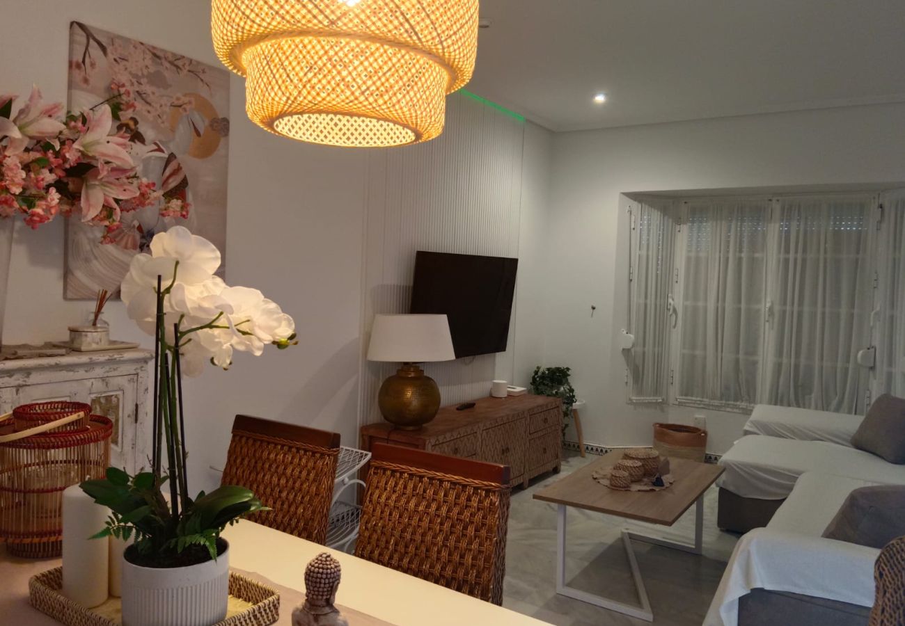 Landhaus in Chiclana de la Frontera - R103 Chalet Alcalde de Zalamea