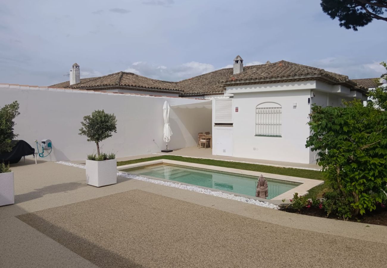 Landhaus in Chiclana de la Frontera - R103 Chalet Alcalde de Zalamea