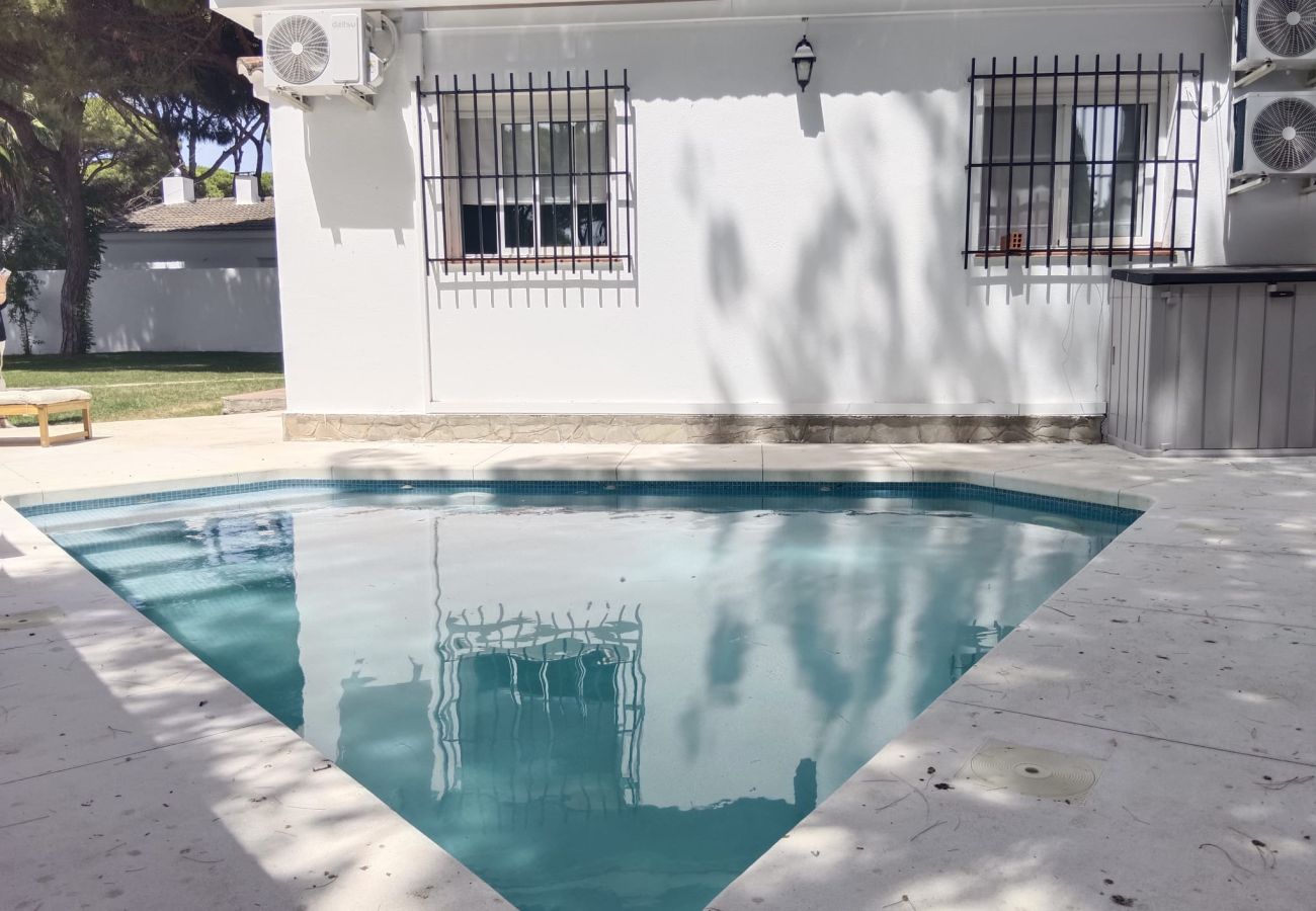 Chalet in Chiclana de la Frontera - INDICO 11