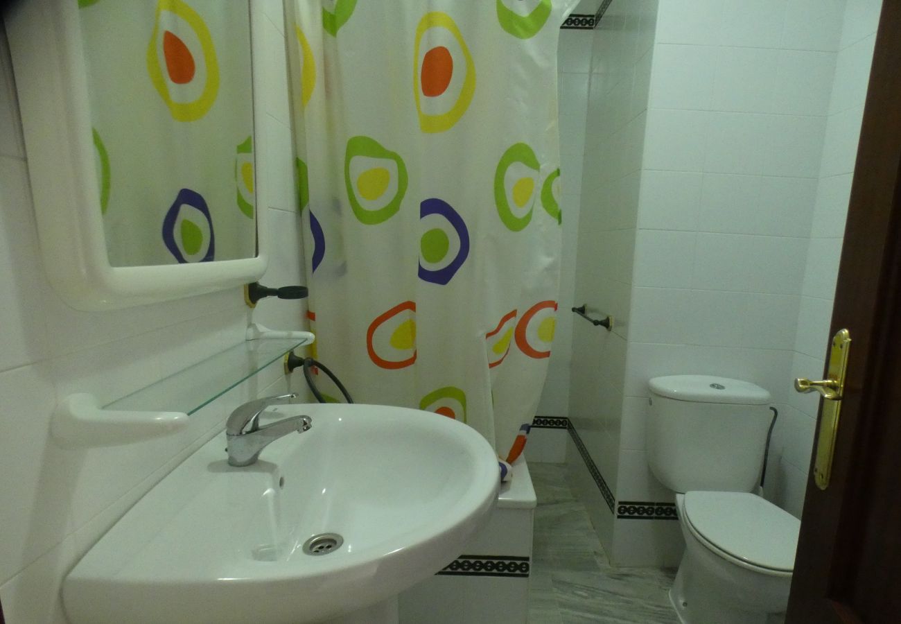 House in Chiclana de la Frontera - Adosado con jardín - R300 Residencial  La Serena