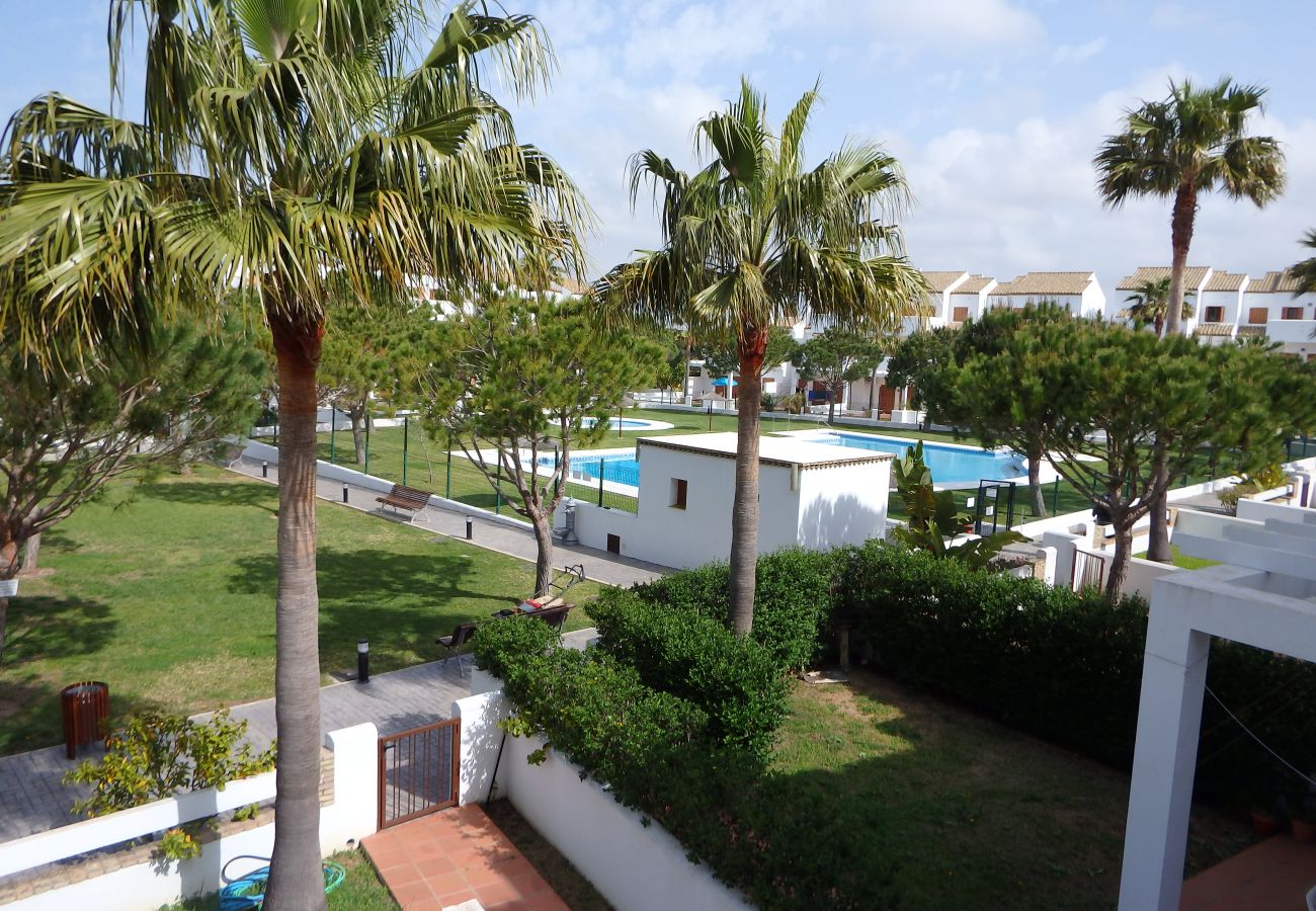 Apartment in Chiclana de la Frontera - Apartamento luminoso - R002 Residencial La Carrajolilla 