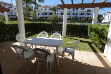 Apartment in Chiclana de la Frontera - Apartamento bajo con jardín - R153...