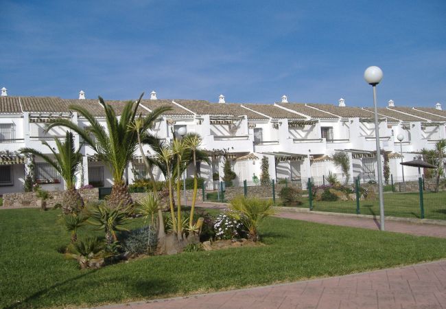Apartment in Chiclana de la Frontera - Apartamento vistas al mar - R042 Laja Bermeja 2
