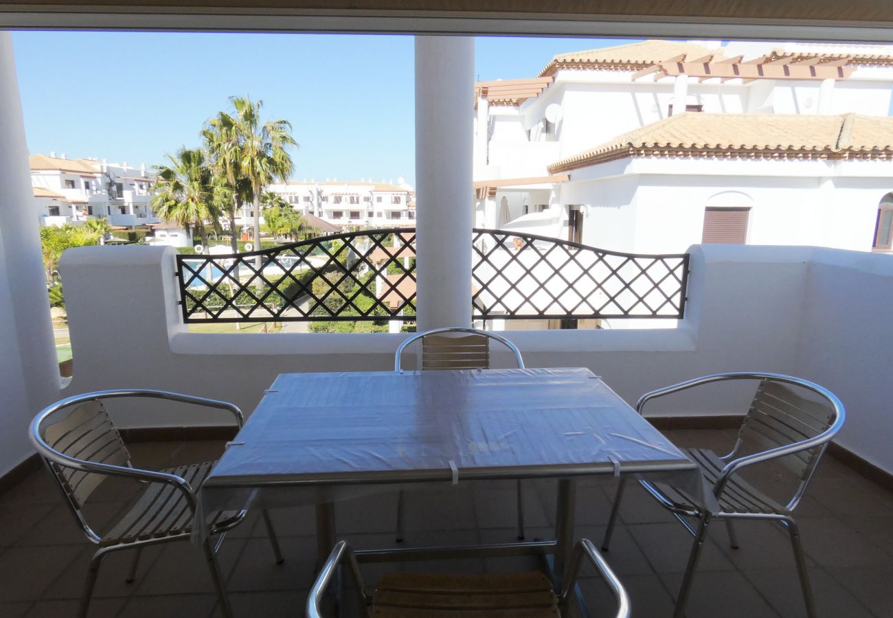 Apartment in Chiclana de la Frontera - Apartamento acogedor - R003 Coto de Sancti Petri