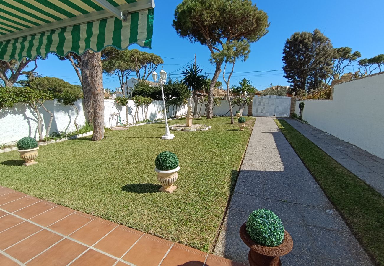 Chalet in Chiclana de la Frontera - Chalet cerca del mar - R087 Augusta Mérita