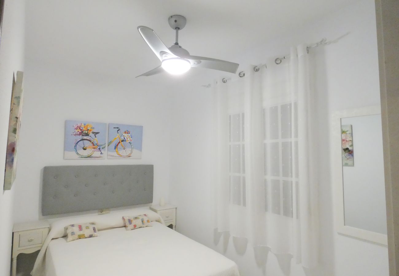 Terraced House in Chiclana de la Frontera - Apartamento en Residencial - R023 La Serena