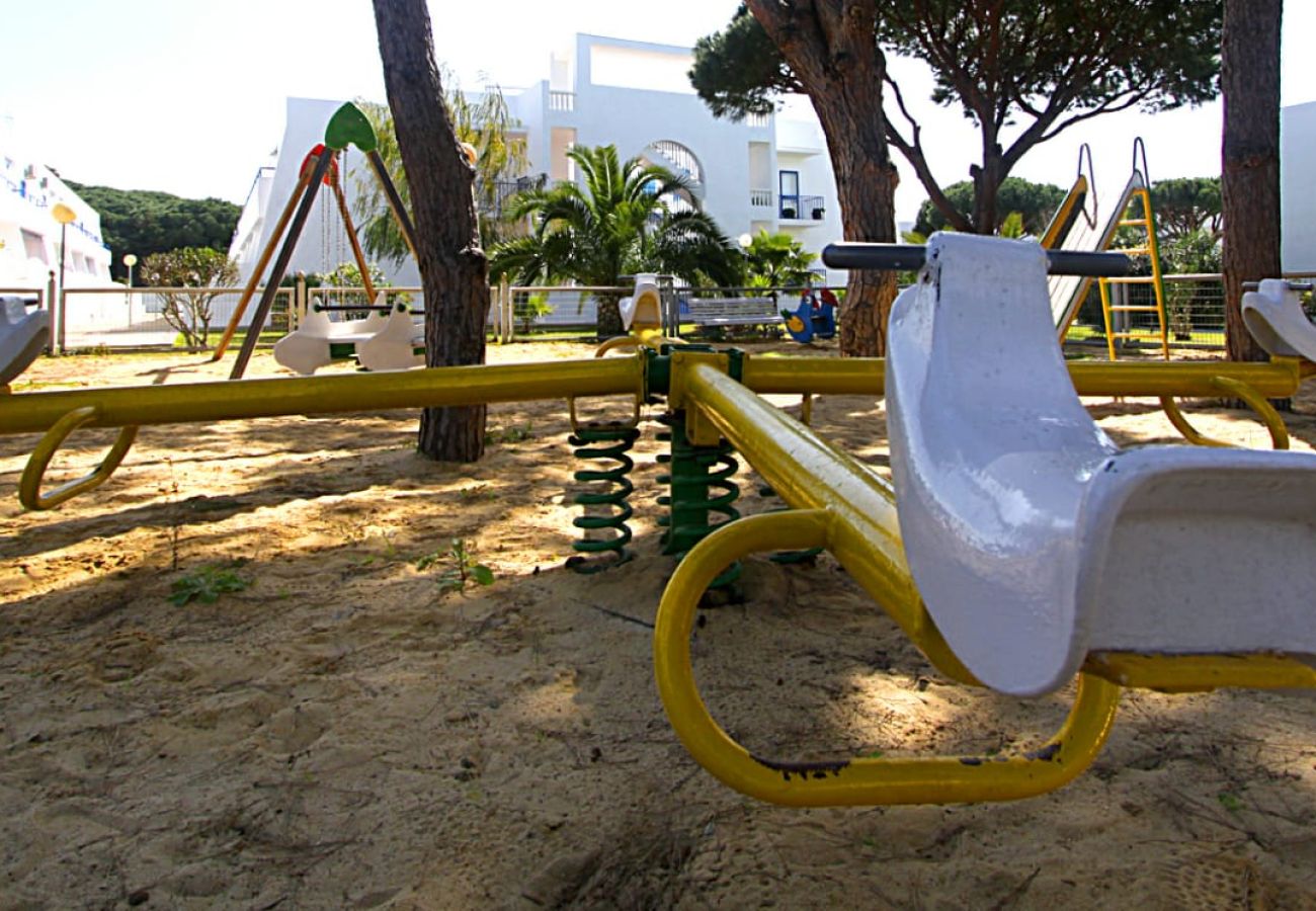 Apartment in Chiclana de la Frontera - Apartamento planta baja - R277 Urbanización La Almadraba