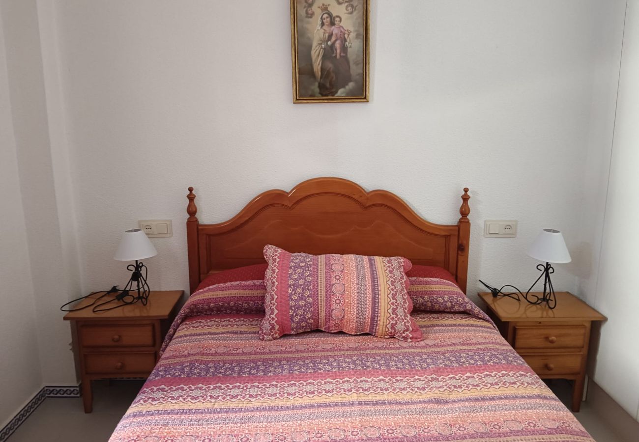 Apartment in Chiclana de la Frontera - Apartamento planta baja - R277 Urbanización La Almadraba