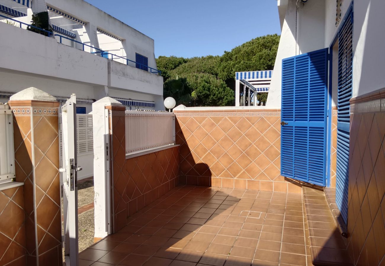 Apartment in Chiclana de la Frontera - Apartamento planta baja - R277 Urbanización La Almadraba