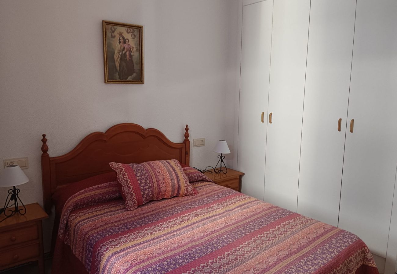Apartment in Chiclana de la Frontera - Apartamento planta baja - R277 Urbanización La Almadraba