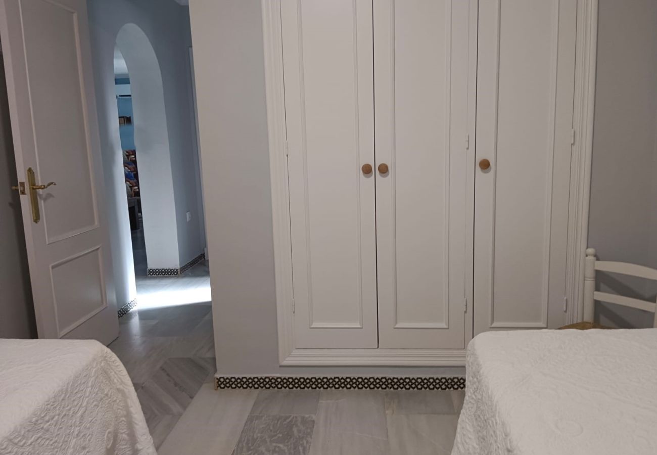 Apartment in Chiclana de la Frontera - R274 SalAzul