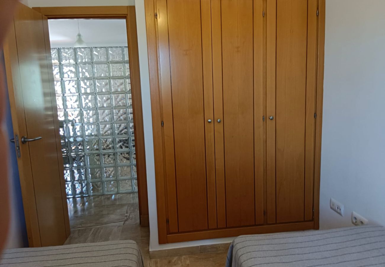 Apartment in Chiclana de la Frontera - R017 Residencial La Carrajolilla